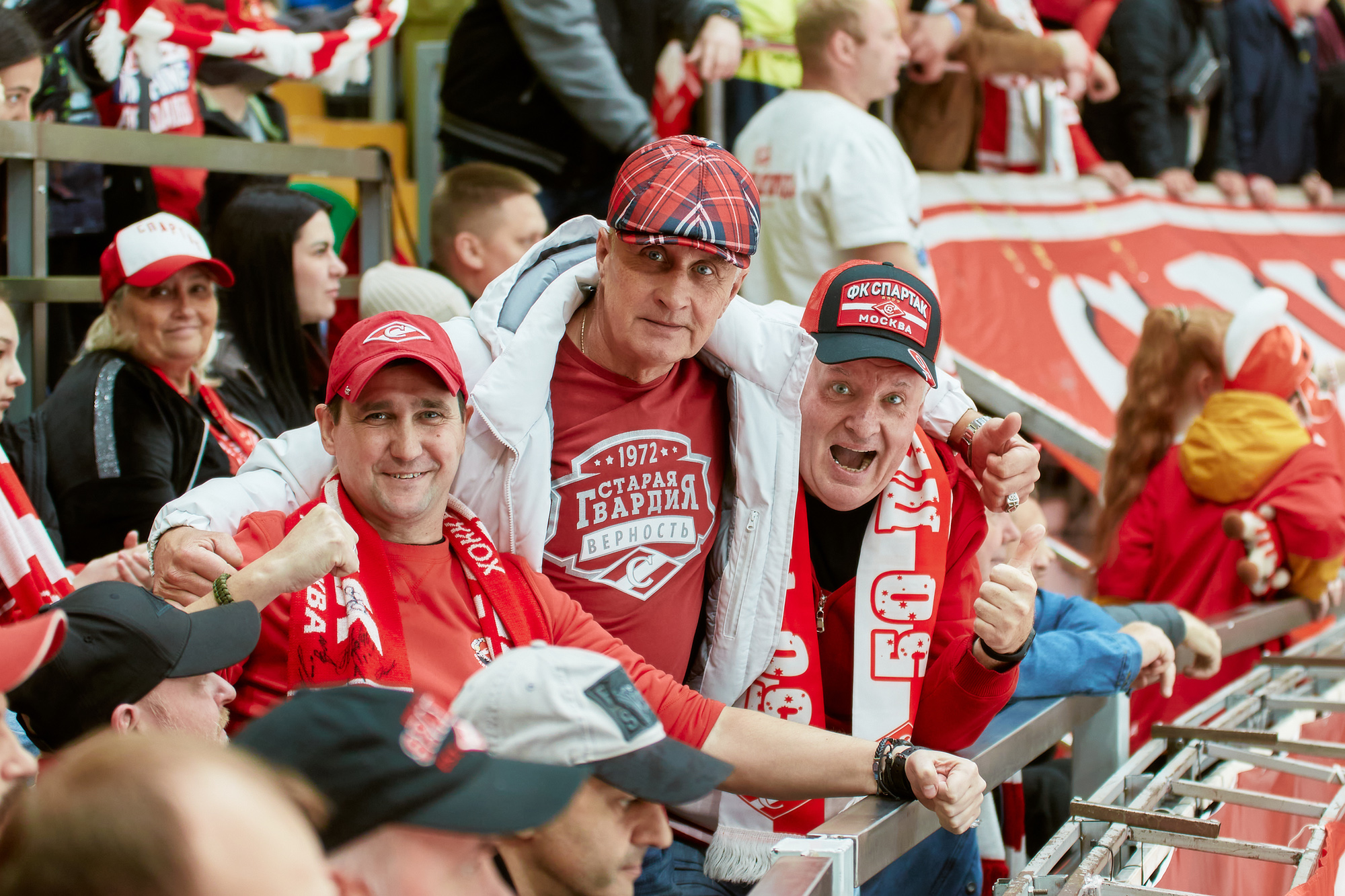 28.09.25 Ваши эмоции на матче с «Шанхай Дрэгонс»