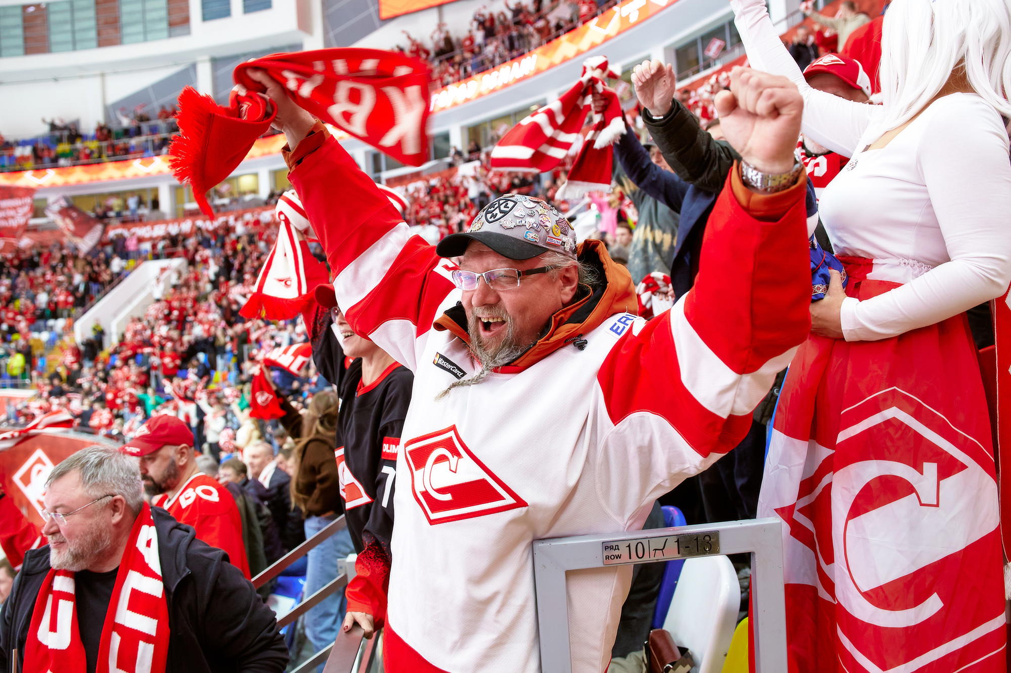 10.11.25 Ваши эмоции на матче с «Сибирью» (6:3)