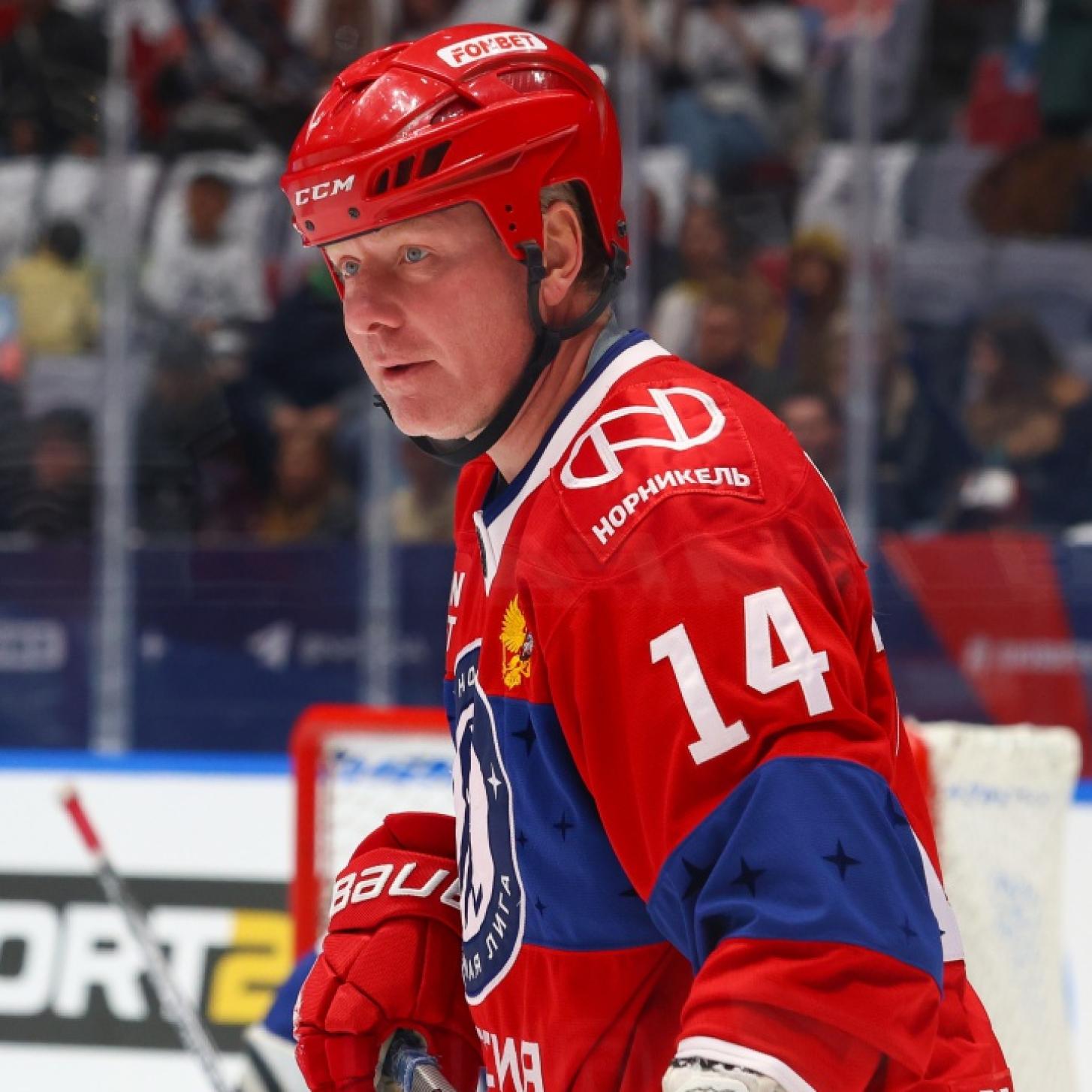 Поздравляет Ночная лига: Алексею Жамнову – 55!