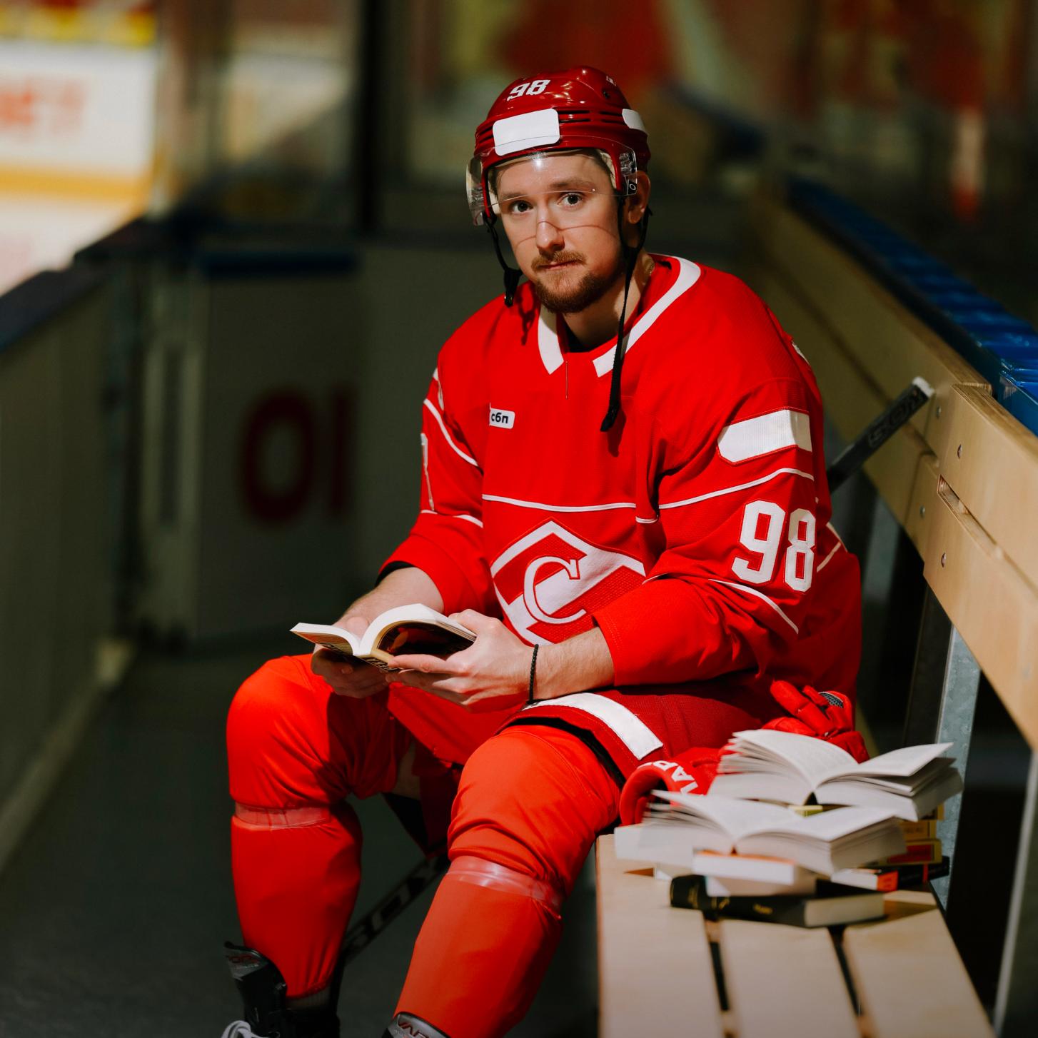 Акция от ХК «Спартак» и «Читай-город» на матчах в «Мегаспорте»!