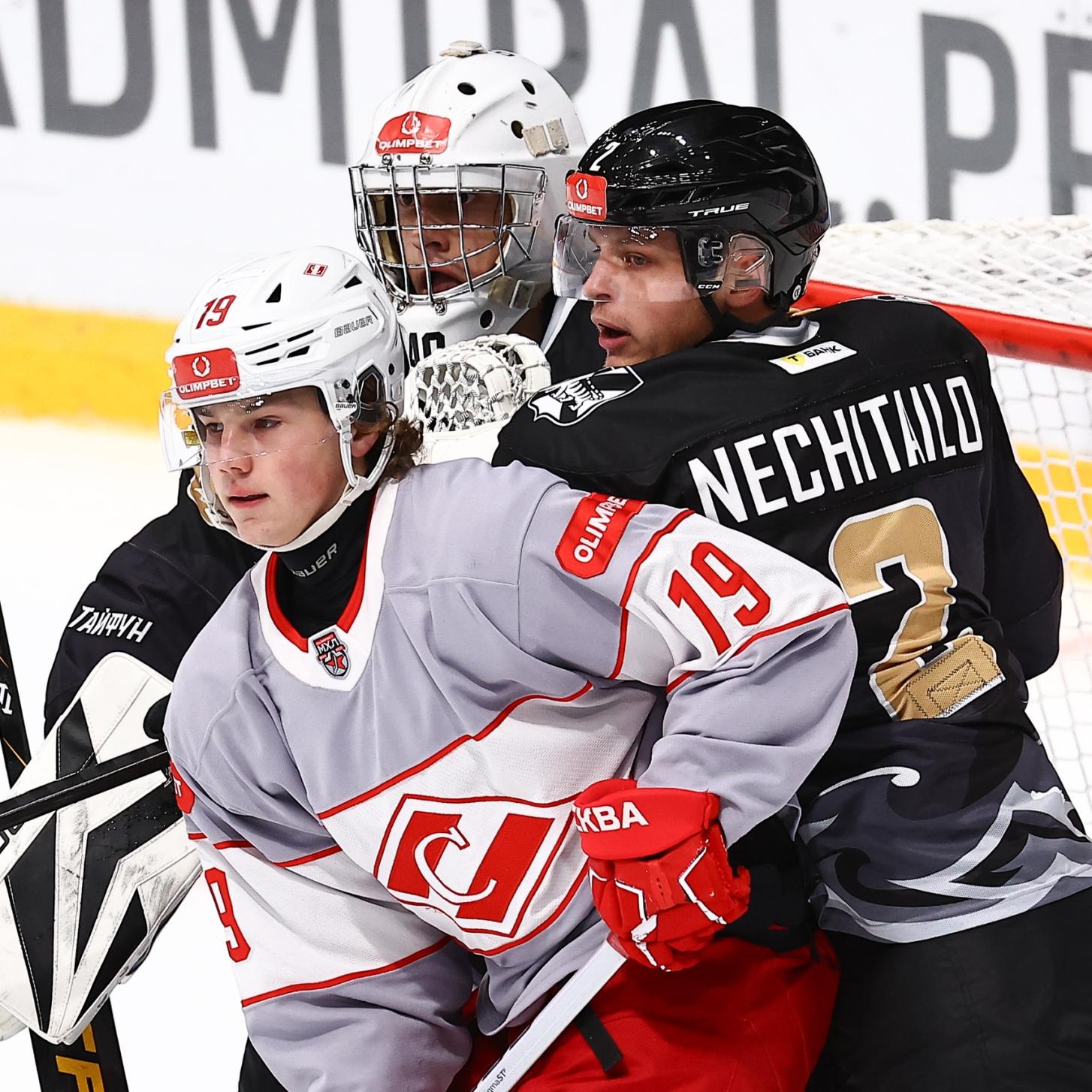 МХК «Спартак» играет на Дальнем Востоке – начинаем в воскресенье, 6:00 (мск) на КХЛ ТВ!