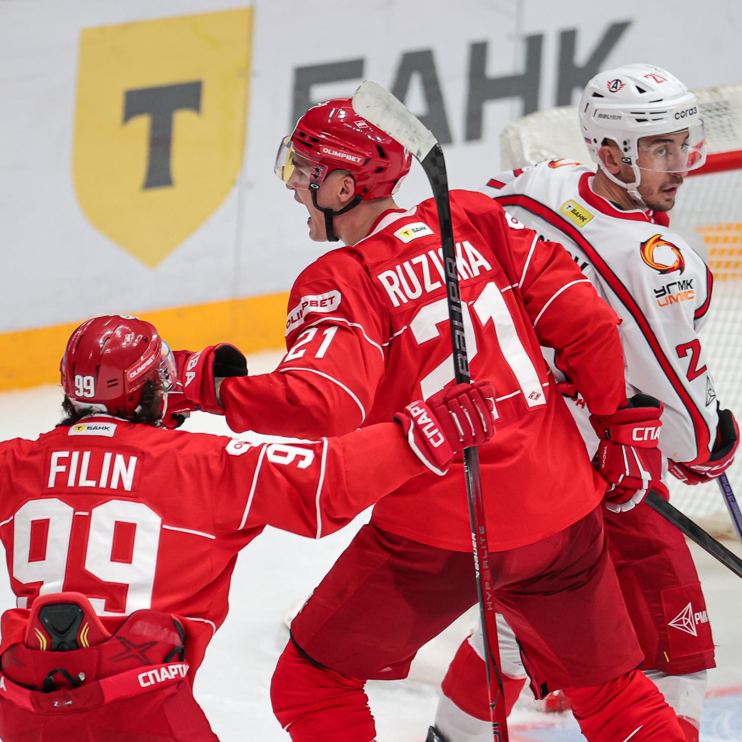 Продолжаем домашнюю серию, против «Автомобилиста» – в четверг, 19:30 на KHL Prime!