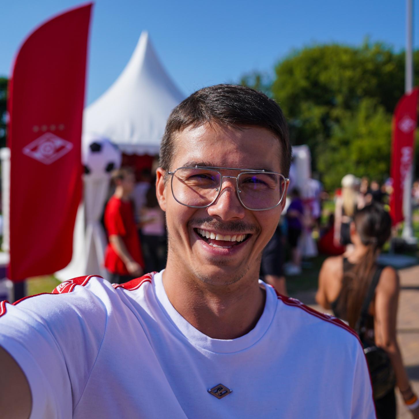 Николай Голдобин посетил Фестиваль DDX Fitness в парке Коломенское
