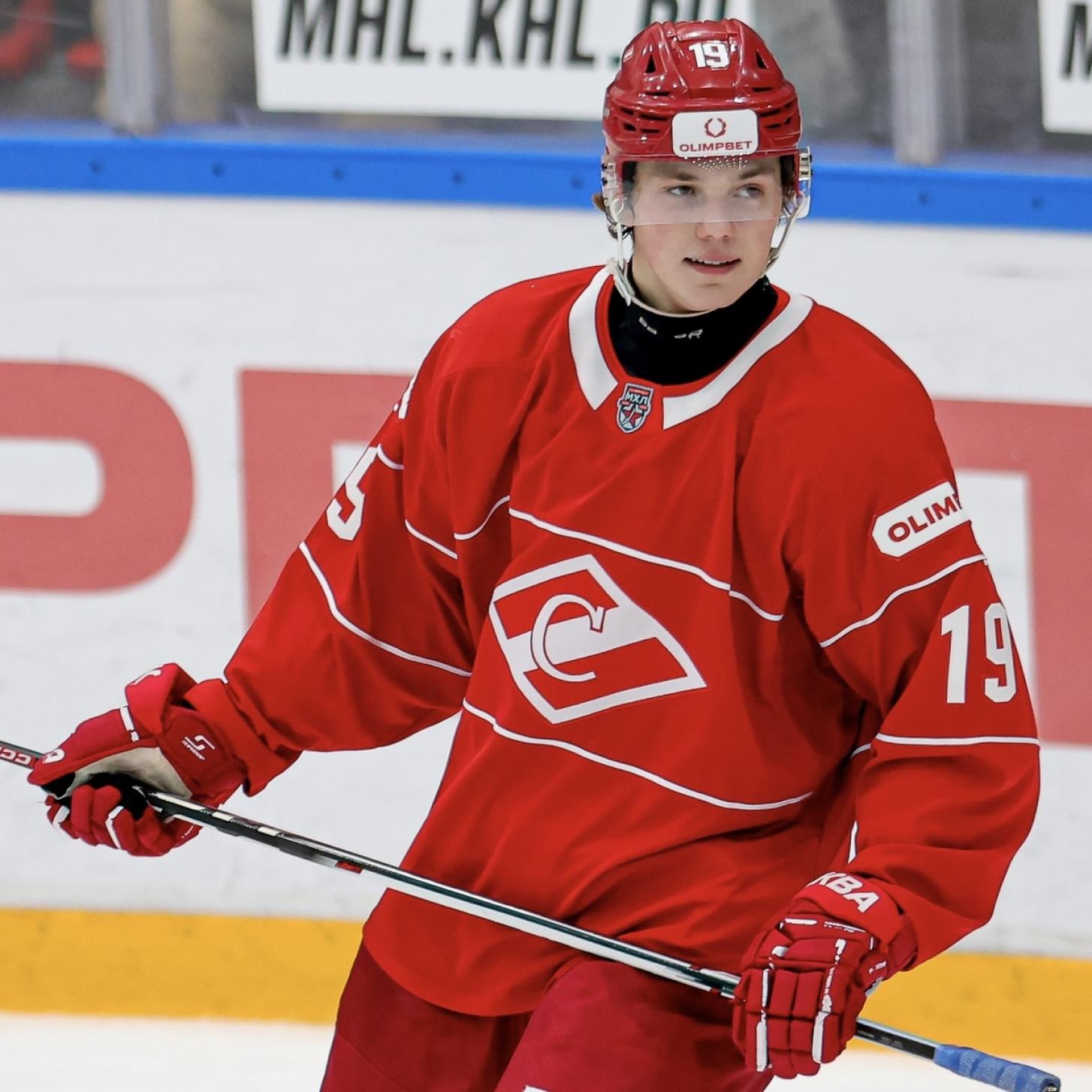 Кузьменко, Плесовских и Сельдемиров сыграют за сборные России на Кубке Будущего