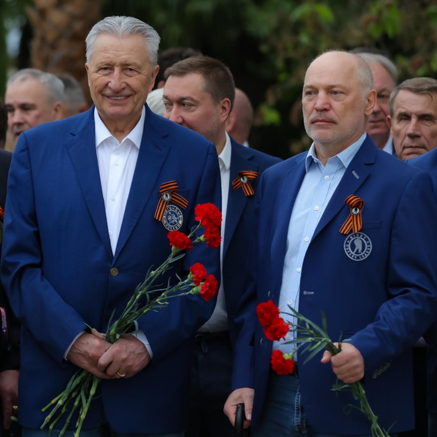 Легенды «Спартака» почтили память Героев Великой Отечественной войны на Мемориале в Сириусе