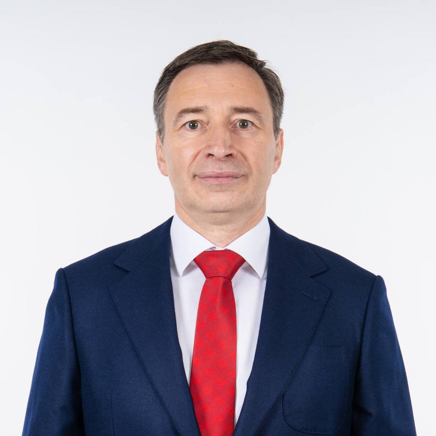 Поздравляем Евгения Перова