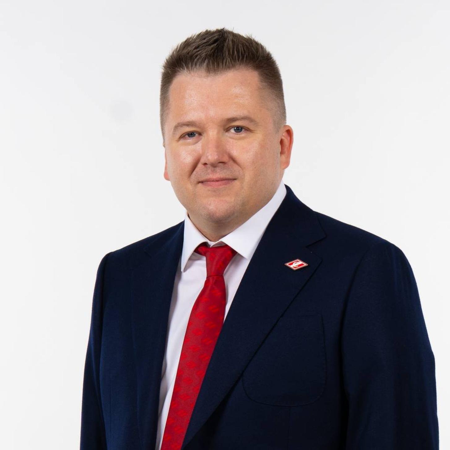 Поздравляем Романа Беляева
