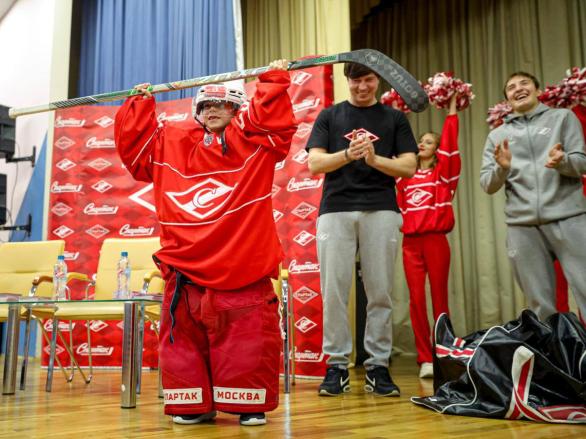 Спартаковский Урок хоккея – в репортаже клубного ТВ!