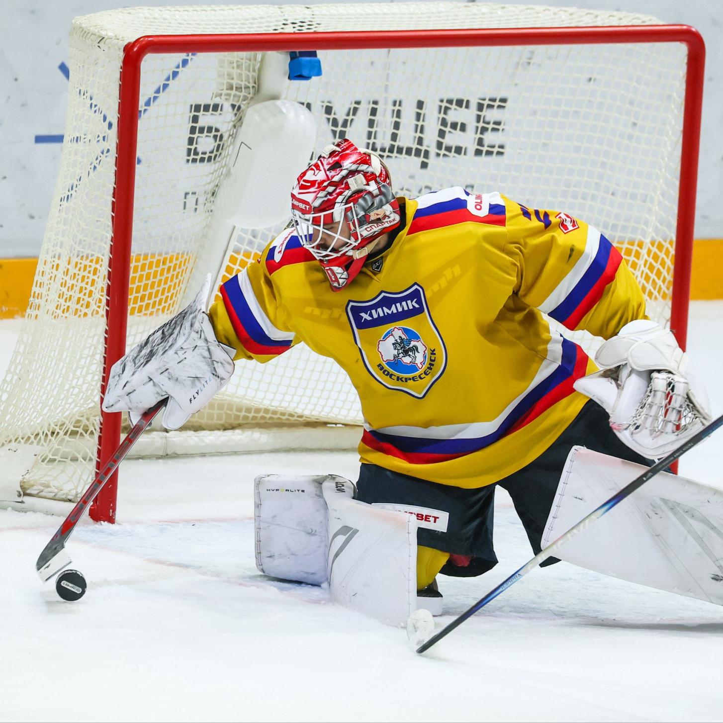 «Химик» завершил 2025 год победой в гостях у «Южного Урала» (4:0)!