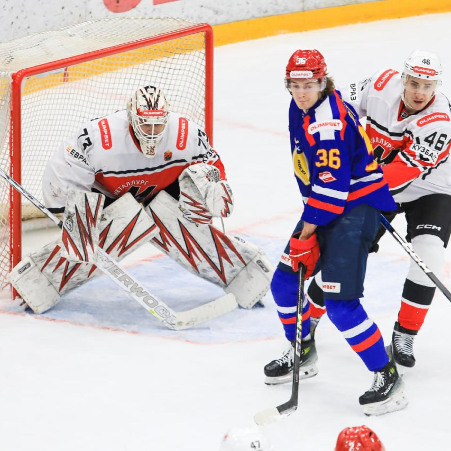 «Химик» уступил в матче с лидером ВХЛ, «Металлургом» из Новокузнецка (1:3)