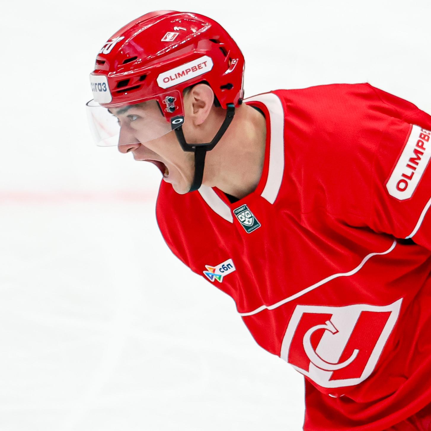 Лукас Локхарт – в блиц-опросе от клубного ТВ!