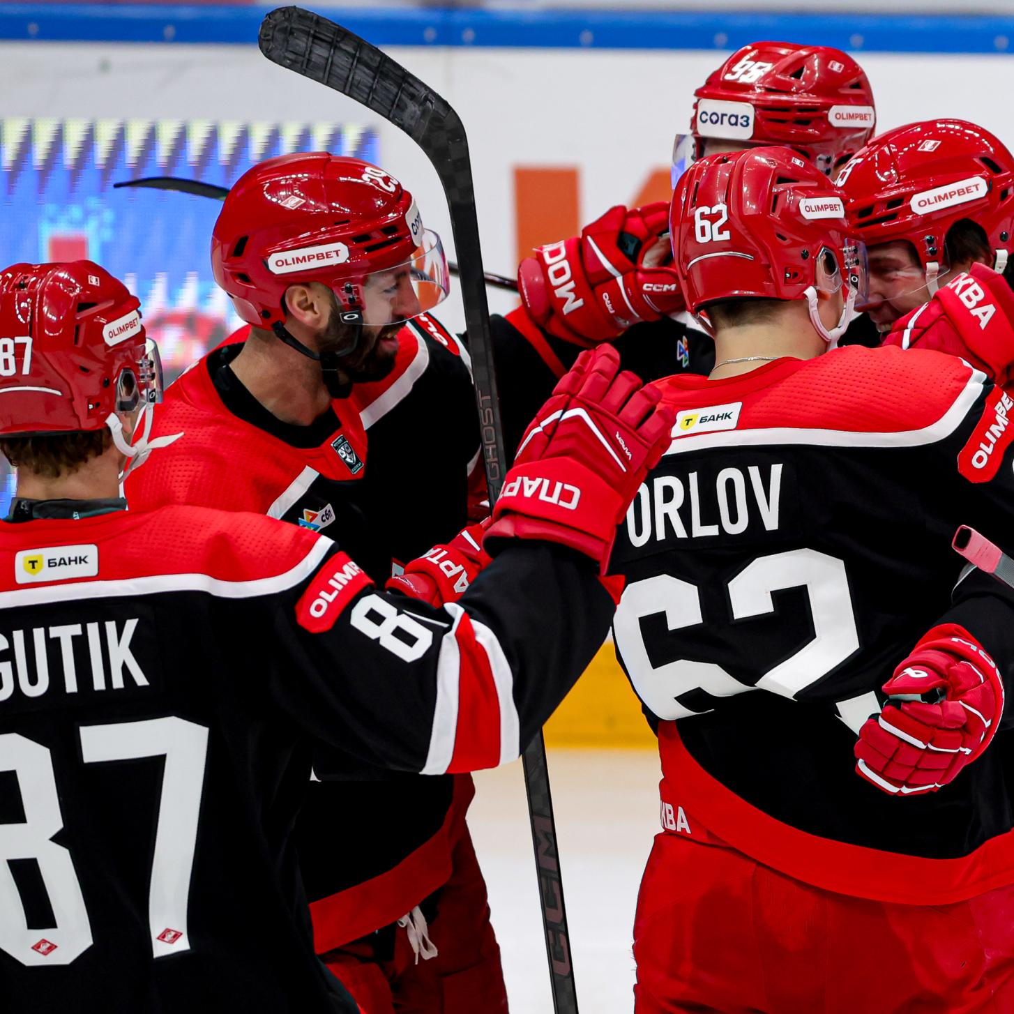 Битва «Спартака» и «Локомотива» завершилась в овертайме…