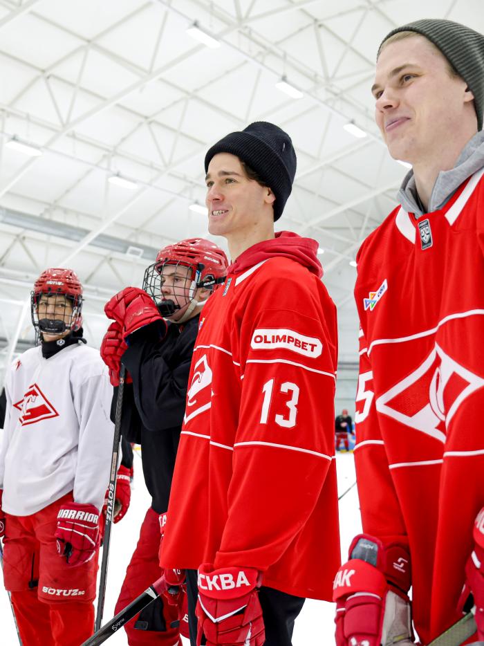 Игроки ХК «Спартак» на тренировке в Академии