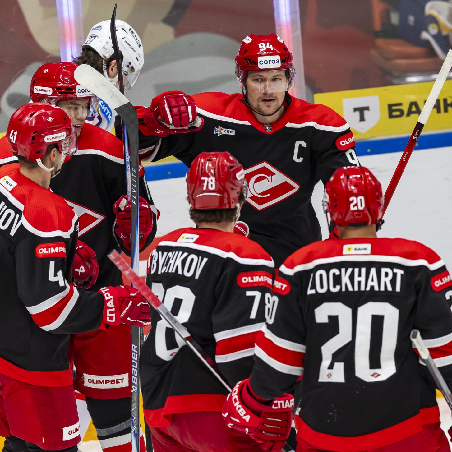 Завершили домашние матчи в 2025 году, третьей победой подряд!