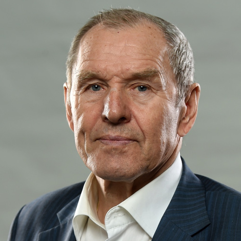 Поздравляем Вячеслава Старшинова