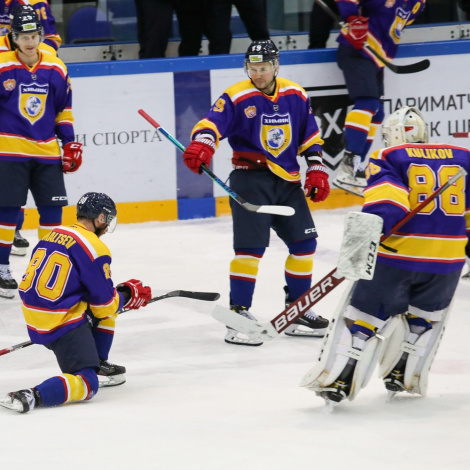 Гол Гиматова и 43 спасения Куликова – победа «Химика» над «Торосом» (3:2 ОТ)