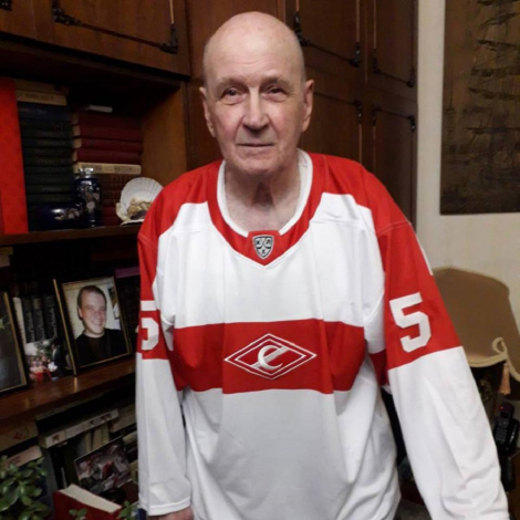 Поздравляем Валерия Кузьмина