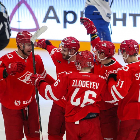 «Спартак» побеждает в дерби с «Динамо» (4:1)