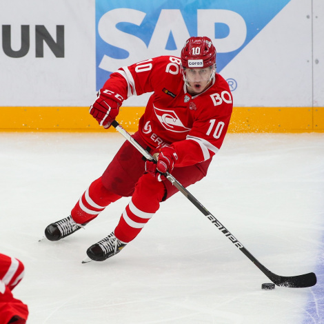 Поздравляем Илью Баранова