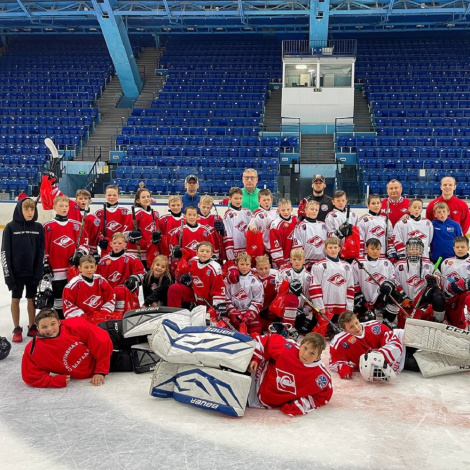 Уроки хоккея от Академии «Спартак»!