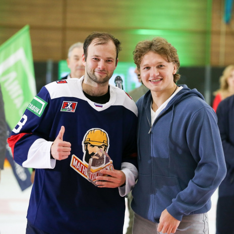 Спартаковцы сыграли в хоккей «3 на 3»