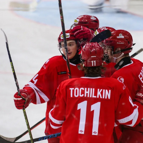 Молодёжь «Спартака» дважды побеждает «Атлант» – при помощи Егора Савикова!